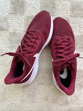 Nike Maroon Athletic Running Shoes with White Swoosh
